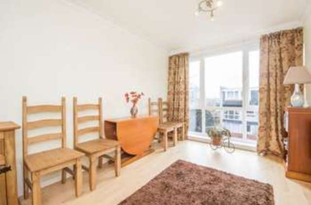 Image of 4 bedroom Terraced house for sale in Craigmount Avenue North Edinburgh EH4 at Craigmount Avenue North Corstorphine Edinburgh, EH4 8DT