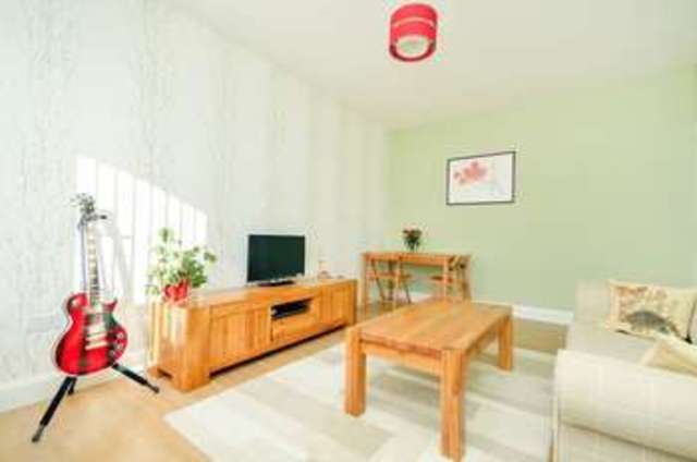  Image of 2 bedroom Flat for sale in Colinton Mains Road Edinburgh EH13 at Colinton Mains Road Colinton Mains Edinburgh, EH13 9DL