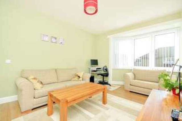  Image of 2 bedroom Flat for sale in Colinton Mains Road Edinburgh EH13 at Colinton Mains Road Colinton Mains Edinburgh, EH13 9DL
