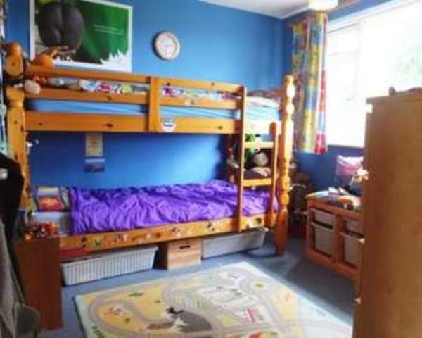  Image of 3 bedroom Detached house to rent in Marines Drive Faringdon SN7 at Marines Drive  FARINGDON, SN7 7UG