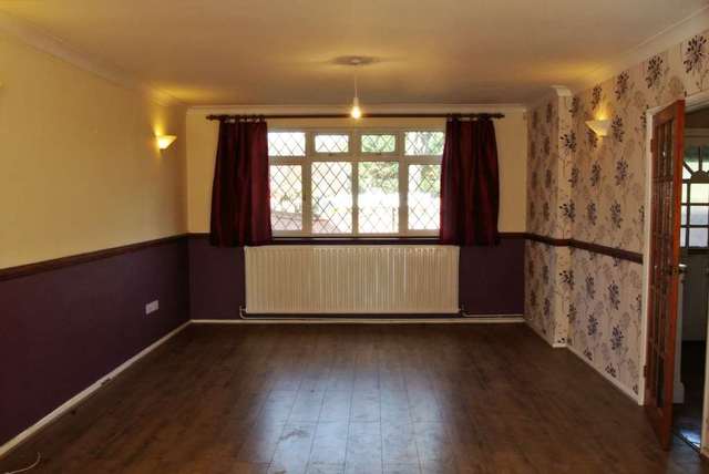 Image of 4 bedroom Detached house for sale in Danson Road Bexley DA5 at Danson Road,  Bexley, DA5 1DG