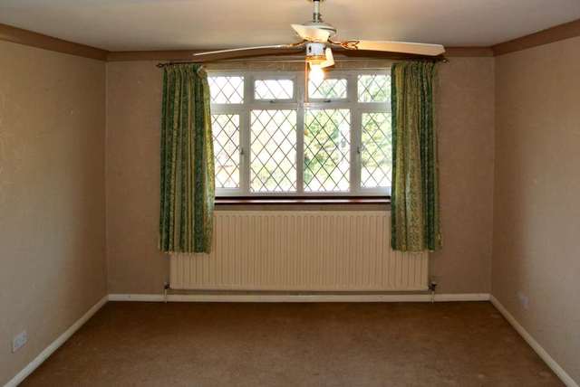  Image of 4 bedroom Detached house for sale in Danson Road Bexley DA5 at Danson Road,  Bexley, DA5 1DG