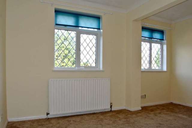  Image of 4 bedroom Detached house for sale in Danson Road Bexley DA5 at Danson Road,  Bexley, DA5 1DG