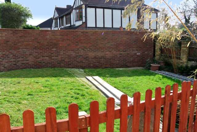  Image of 4 bedroom Detached house for sale in Danson Road Bexley DA5 at Danson Road,  Bexley, DA5 1DG