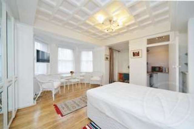  Image of Flat to rent in Abbey Road London NW8 at Abbey Road St Johns Wood London, NW8 9DA