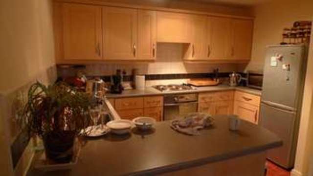  Image of 2 bedroom Flat to rent in Abbots Mews Burley Leeds LS4 at Abbots Mews Burley Leeds, LS4 2AB