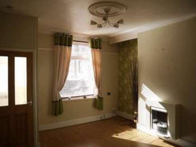  Image of 2 bedroom Terraced house for sale in Aire Street Thackley Bradford BD10 at Aire Street Thackley Bradford, BD10 8LA