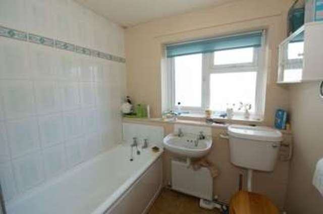  Image of 1 bedroom Flat for sale in Alliston Gardens Northampton NN2 at Alliston Gardens Semilong Northampton, NN2 6DT