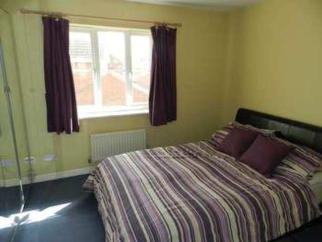  Image of 2 bedroom Semi-Detached house for sale in Arnald Way Houghton Regis Dunstable LU5 at Arnald Way  Houghton Regis, LU5 5UN
