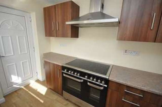  Image of 3 bedroom Semi-Detached house to rent in Ashdene Garth Crofton Wakefield WF4 at Ashdene Garth Crofton Wakefield, WF4 1PH