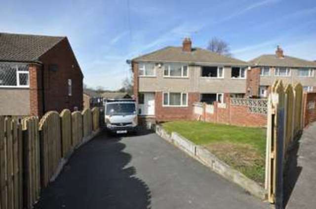  Image of 3 bedroom Semi-Detached house to rent in Ashdene Garth Crofton Wakefield WF4 at Ashdene Garth Crofton Wakefield, WF4 1PH