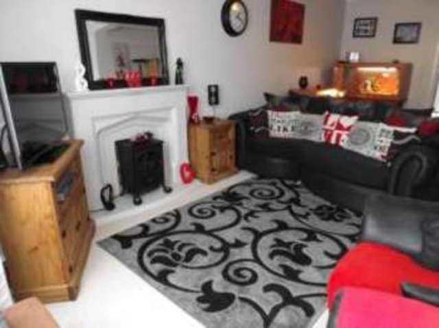  Image of 3 bedroom Detached house for sale in Avebury Avenue Leicester LE4 at Leicester Leicestershire Belgrave, LE4 0FN