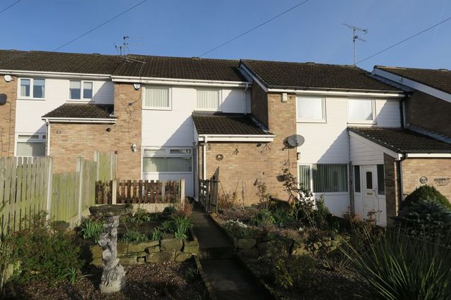  Image of 3 bedroom Terraced house for sale in Back Green Churwell Morley Leeds LS27 at Back Green Morley Leeds, LS27 7TE