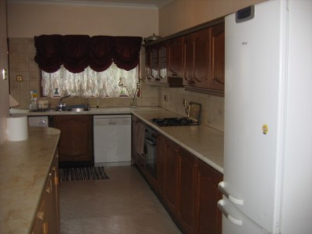  Image of 3 bedroom Detached house for sale in Baden Road Ilford IG1 at Ilford IG1 (UNDER OFFER) Ilford, IG1 2HS
