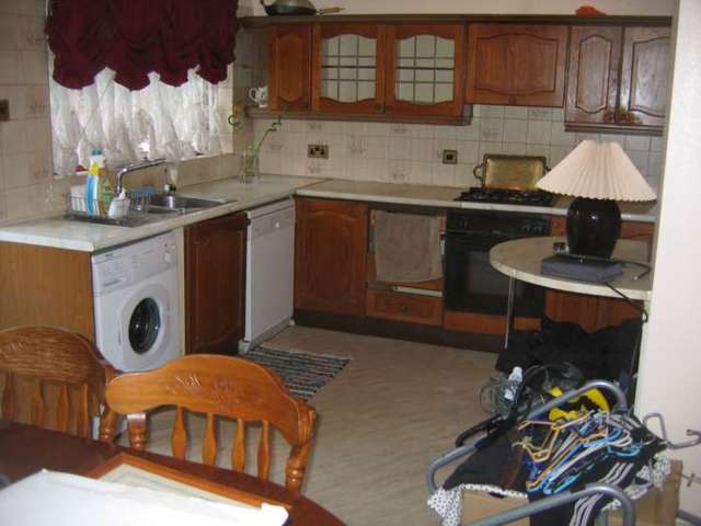  Image of 3 bedroom Detached house for sale in Baden Road Ilford IG1 at Ilford IG1 (UNDER OFFER) Ilford, IG1 2HS