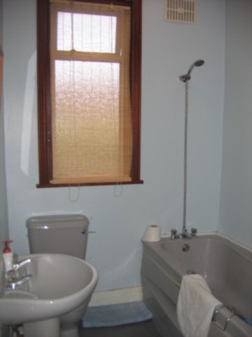  Image of 3 bedroom Detached house for sale in Baden Road Ilford IG1 at Ilford IG1 (UNDER OFFER) Ilford, IG1 2HS