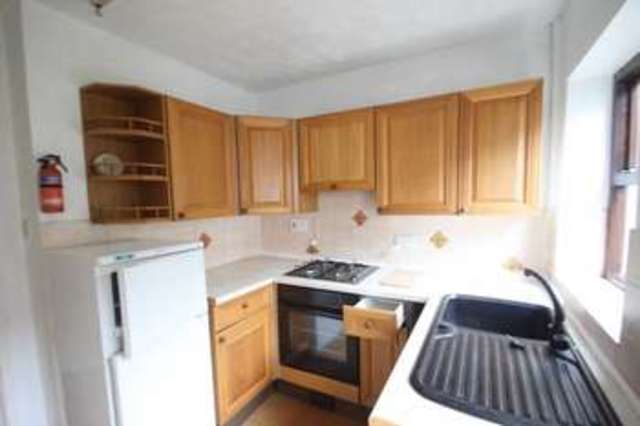  Image of 2 bedroom Terraced house to rent in Strand Street Bangor LL57 at Strand Street  Bangor, LL57 1DH