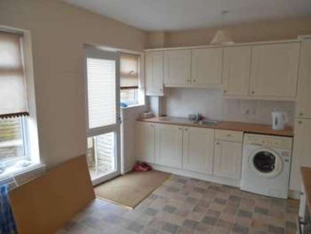  Image of 3 bedroom Property to rent in Barrack Road Exeter EX2 at Barrack Road ST LEONARDS Exeter, EX2 5ED