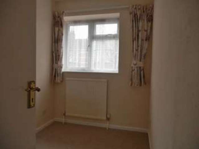  Image of 3 bedroom Property to rent in Barrack Road Exeter EX2 at Barrack Road ST LEONARDS Exeter, EX2 5ED