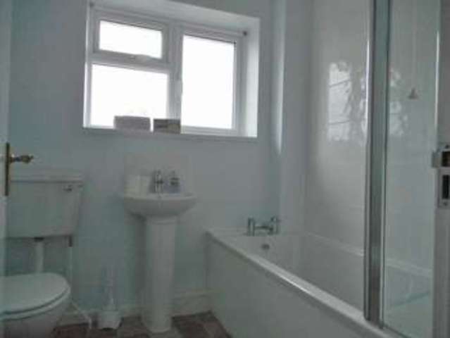  Image of 3 bedroom Property to rent in Barrack Road Exeter EX2 at Barrack Road ST LEONARDS Exeter, EX2 5ED