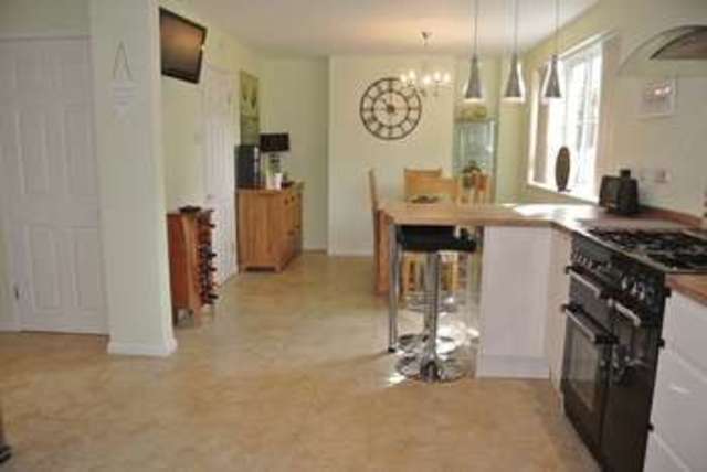  Image of 4 bedroom Detached house for sale in Barrowby Road Grantham NG31 at Barrowby Road  Grantham, NG31 8NR