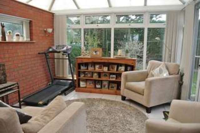  Image of 4 bedroom Detached house for sale in Barrowby Road Grantham NG31 at Barrowby Road  Grantham, NG31 8NR