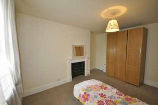  Image of 1 bedroom Flat to rent in Bath Road Leckhampton Cheltenham GL53 at Bath Road  Cheltenham, GL53 7HG