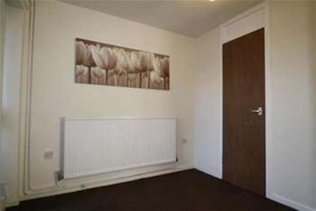 Image of 2 bedroom Detached house to rent in Beardsley Gardens Nottingham NG2 at Nottingham, NG2 1QD