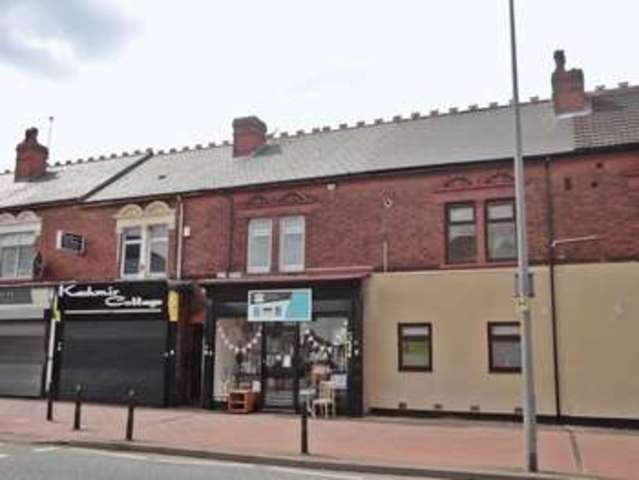  Image of 3 bedroom Flat to rent in Bearwood Road Bearwood Smethwick B66 at Bearwood Road Bearwood Birmingham, B66 4EY
