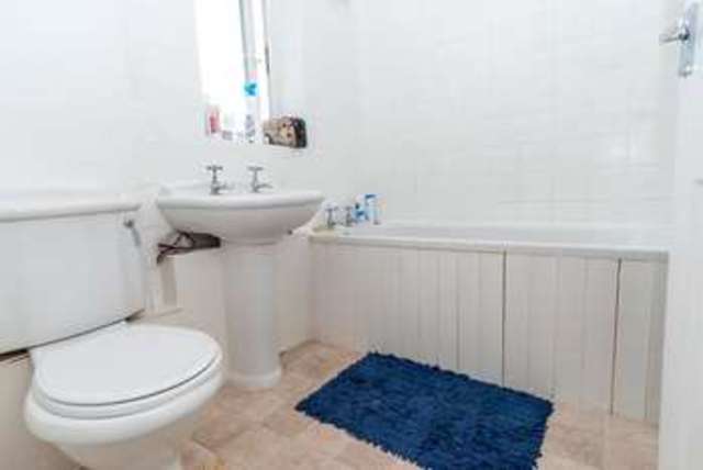 Image of 3 bedroom Detached house for sale in Beaumont Road Loughborough LE11 at Loughborough, LE11 2JA