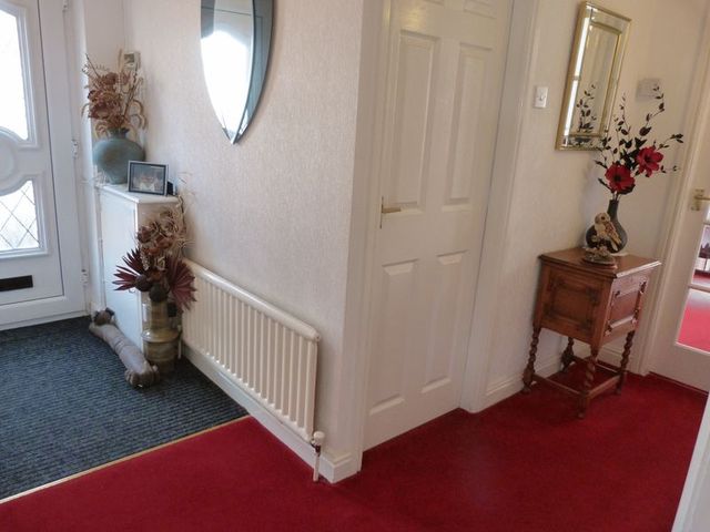  Image of 2 bedroom Detached house for sale in Bedford Avenue Shaw Oldham OL2 at Bedford Avenue Shaw Oldham, OL2 7DW