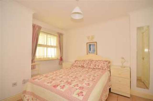  Image of 2 bedroom Ground Flat for sale in Belgrave Road Ventnor PO38 at Ventnor Isle of Wight Ventnor, PO38 1JH