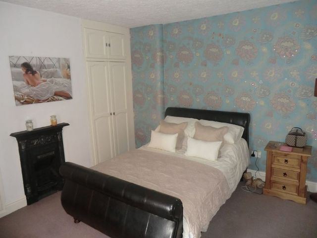  Image of 3 bedroom Terraced house for sale in Belvedere Road Burton-on-Trent DE13 at Belvedere Road  Burton-On-Trent, DE13 0RG