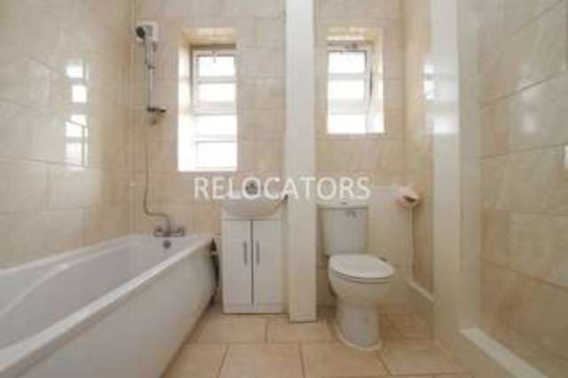  Image of 2 bedroom Flat to rent in Ben Jonson Road London E1 at Ben Jonson Road  London, E1 3NL