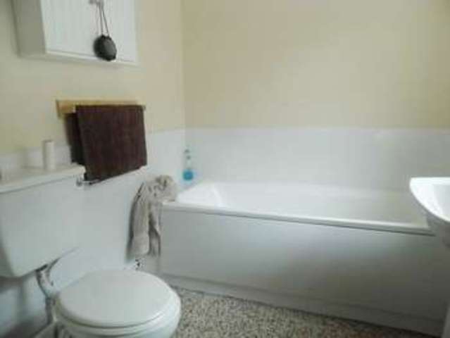  Image of 3 bedroom Terraced house to rent in Beresford Street Stoke-on-Trent ST4 at Beresford Street Shelton Stoke-On-Trent, ST4 2ES