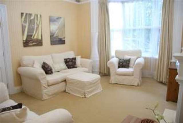  Image of 6 bedroom Detached house to rent in Bescot Road Walsall WS2 at Walsall, WS2 9DG