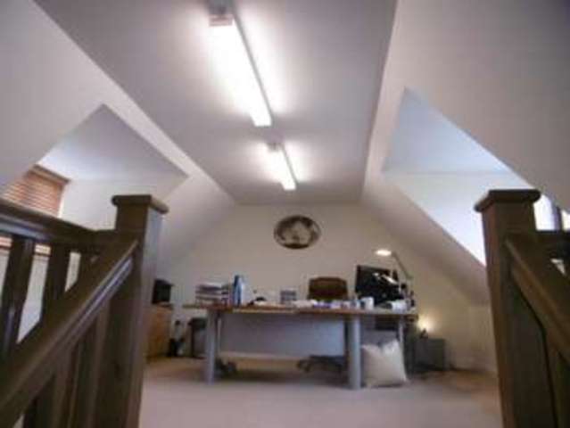  Image of 5 bedroom Detached house for sale in Bewdley Grove Broughton Milton Keynes MK10 at BEWDLEY GROVE Broughton MILTON KEYNES, MK10 9NL