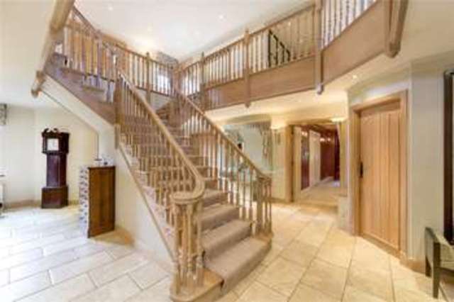  Image of 8 bedroom Detached house for sale in Birds Hill Drive Oxshott Leatherhead KT22 at Oxshott Surrey Oxshott, KT22 0SP