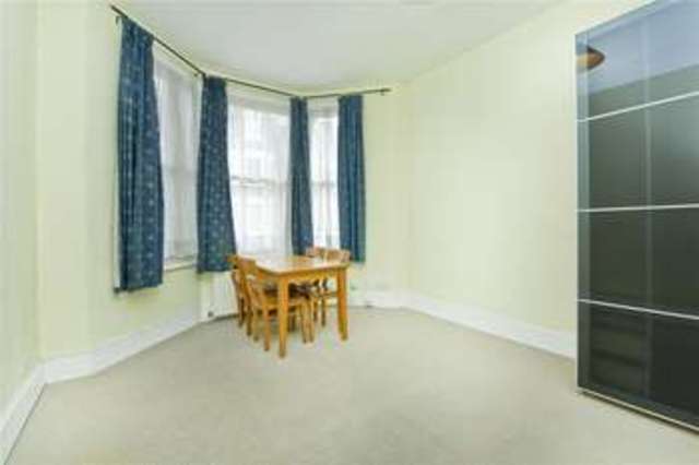  Image of 2 bedroom Flat to rent in Birnam Road London N4 at Finsbury Park London Stroud Green, N4 3LJ