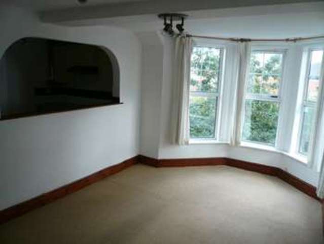  Image of 1 bedroom Apartment to rent in Blackall Road Exeter EX4 at Exeter, EX4 4HE