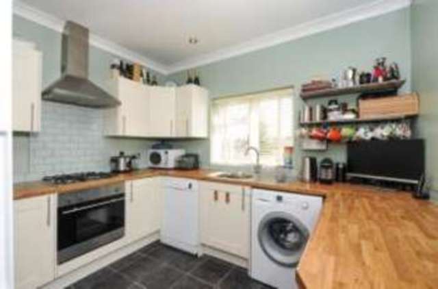  Image of 2 bedroom Flat for sale in Blandford Road Beckenham BR3 at Beckenham  Beckenham, BR3 4NE