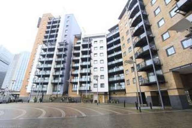  Image of 2 bedroom Flat to rent in Boardwalk Place London E14 at Boardwalk Place  London, E14 5SE