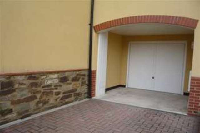  Image of 3 bedroom Terraced house to rent in Waterside Bovey Tracey Newton Abbot TQ13 at Newton Abbot, TQ13 9SX