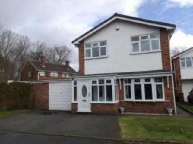  Image of 4 bedroom Detached house for sale in Bradgate Close Willenhall WV12 at Willenhall West Midlands Bloxwich, WV12 5QP