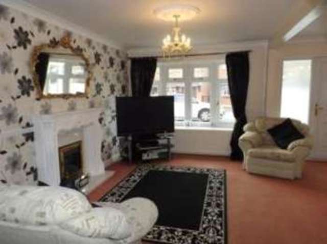  Image of 4 bedroom Detached house for sale in Bradgate Close Willenhall WV12 at Willenhall West Midlands Bloxwich, WV12 5QP