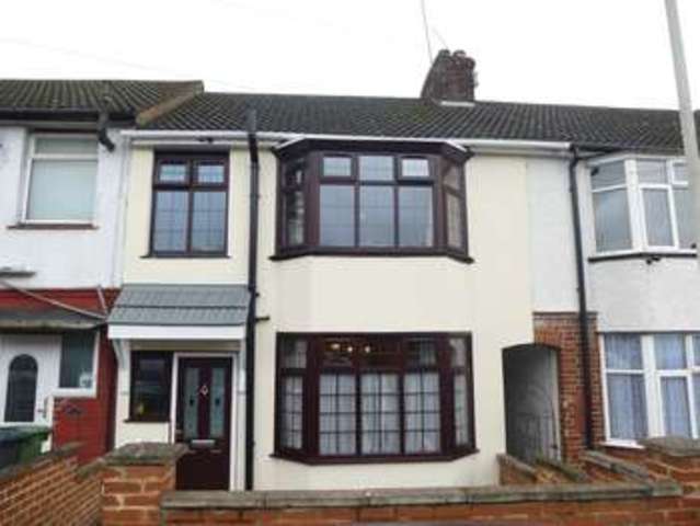  Image of 3 bedroom Terraced house for sale in Bradley Road Luton LU4 at Leagrave, LU4 8SL