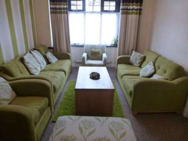  Image of 3 bedroom Terraced house for sale in Bradley Road Luton LU4 at Leagrave, LU4 8SL