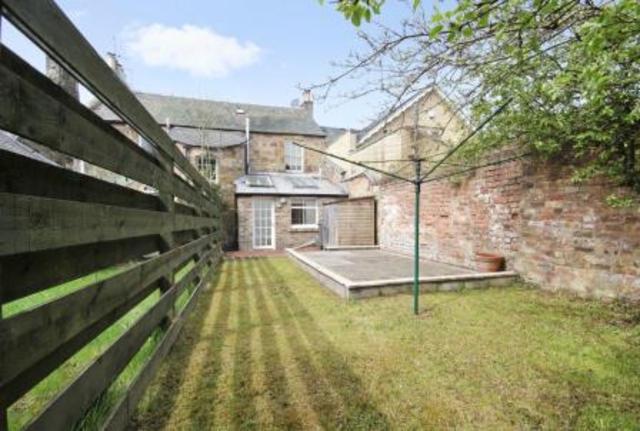  Image of 2 bedroom Flat to rent in Bridge Street Penicuik EH26 at Penicuik MidLothian MidLothian, EH26 8LN