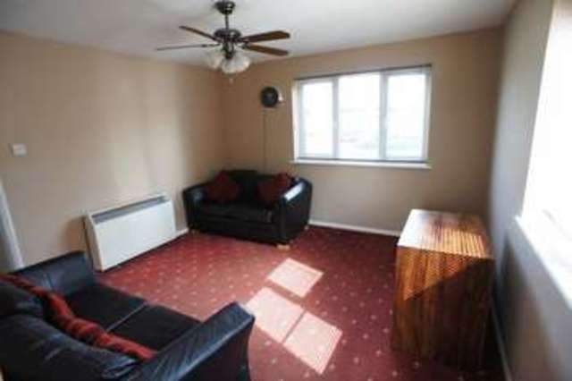  Image of 2 bedroom Flat for sale in Hill House Court Chapel Road Brightlingsea Colchester CO7 at Chapel Road Brightlingsea Colchester, CO7 0HF