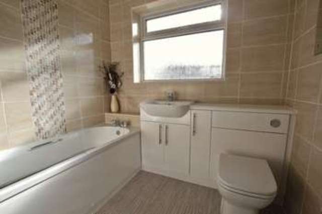  Image of 2 bedroom Detached house to rent in Broadlane Close Cottingham HU16 at Broad Lane Close Cottingham East Yorkshire, HU16 4DE